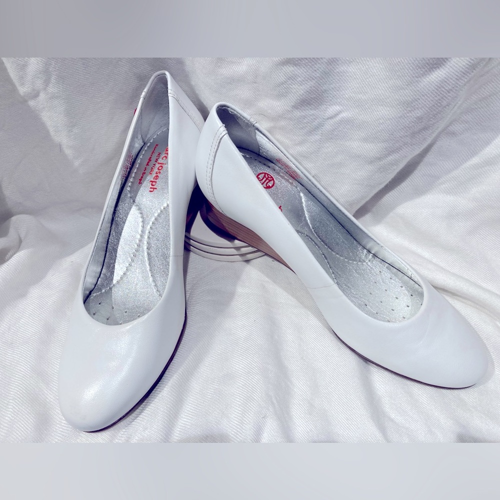 Marc Joseph Wedge Pumps, White, Genuine Leather, Comfy Insoles, sz 5.5
